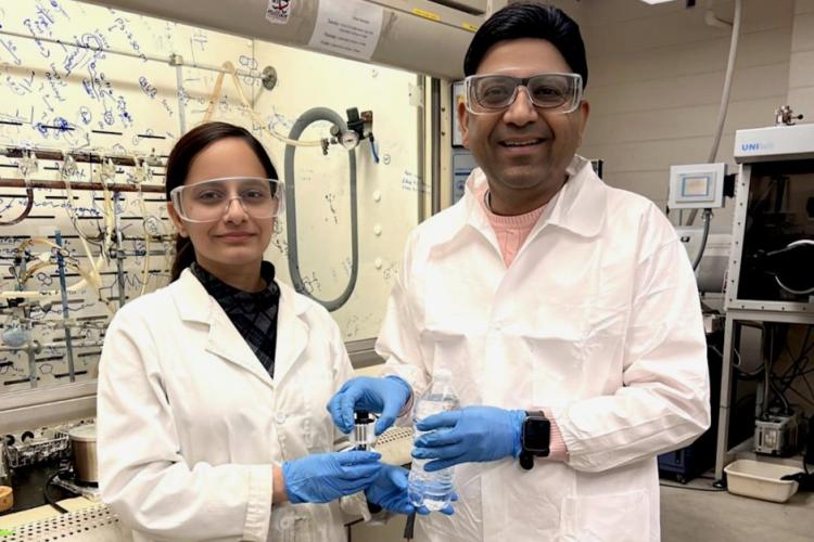 Sachin Handa and Karanjeet Kaur show an example of their new chemical tool in Handa's lab at the University of Missouri. Photo courtesy Sachin Handa